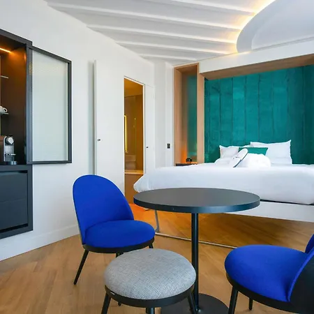 Novotel Centre Gare Montparnasse Hotel