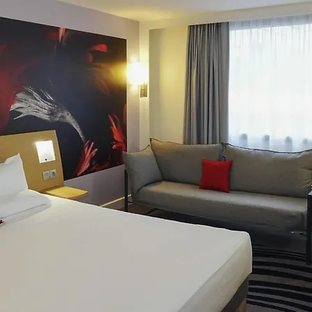 Novotel Centre Gare Montparnasse 4* Parigi
