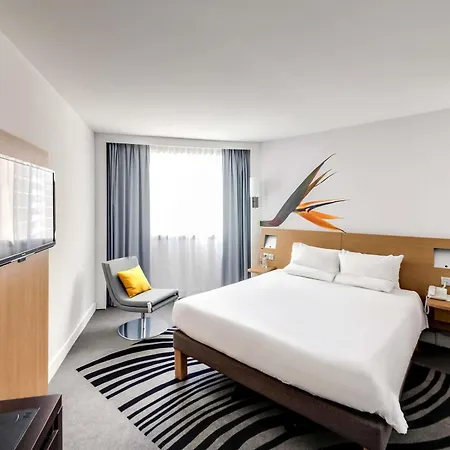 Hotel Novotel Centre Gare Montparnasse Parigi