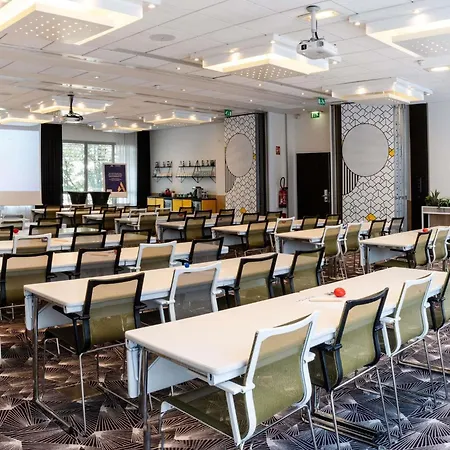 Hotel Novotel Centre Gare Montparnasse Parigi
