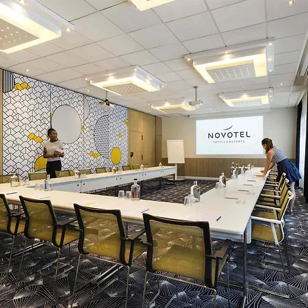 Novotel Centre Gare Montparnasse Hotel