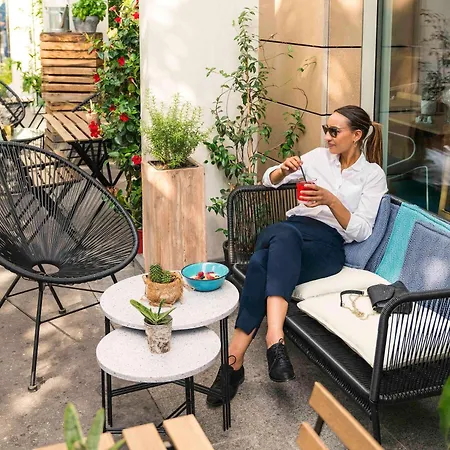 Hotel Novotel Centre Gare Montparnasse Parigi