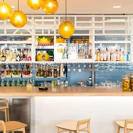 Hotel Novotel Centre Gare Montparnasse Parigi