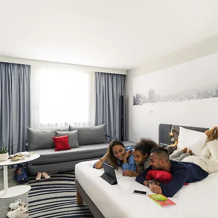 Novotel Centre Gare Montparnasse Hotel 4*