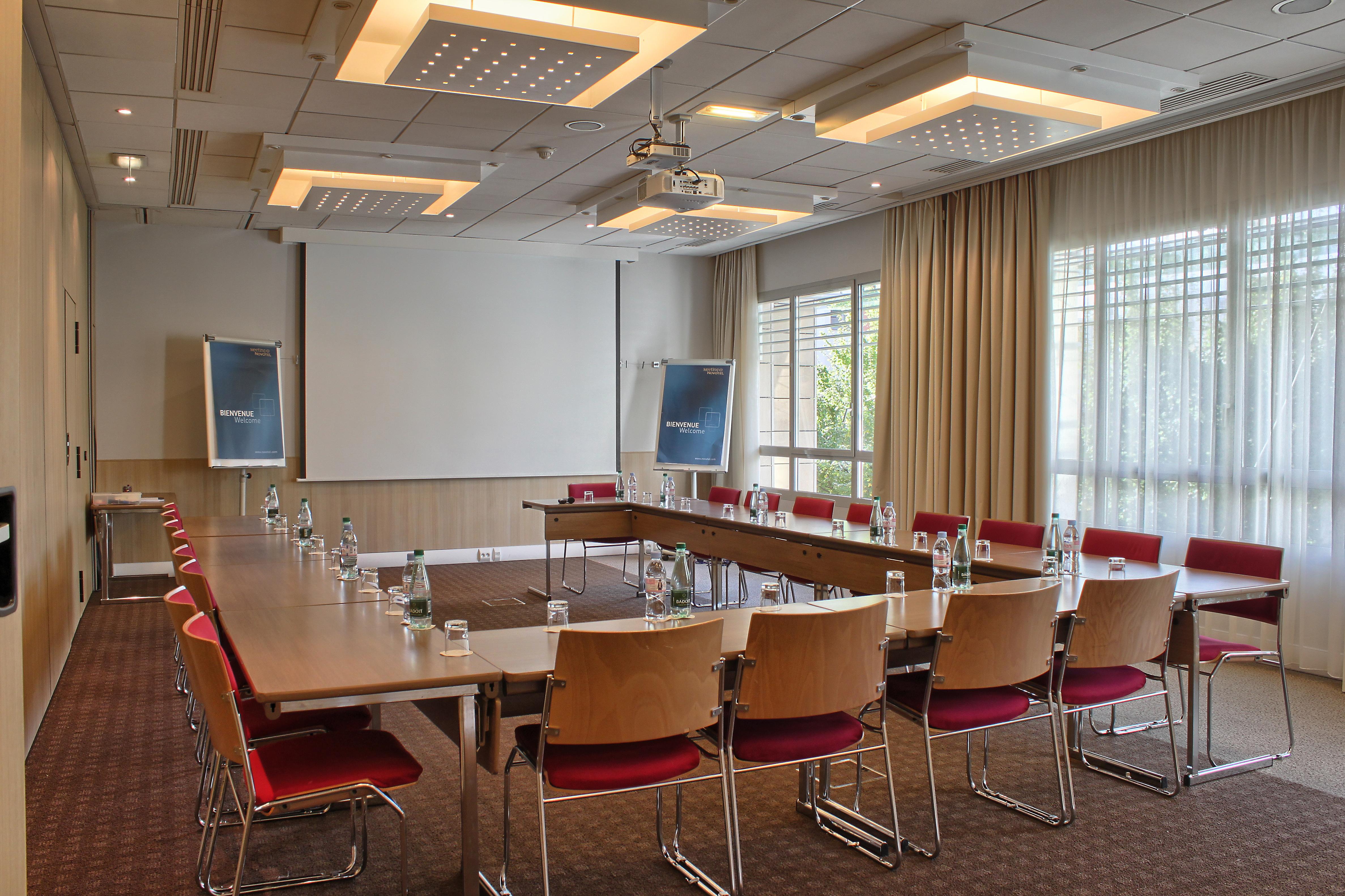 Novotel Centre Gare Montparnasse Hotel