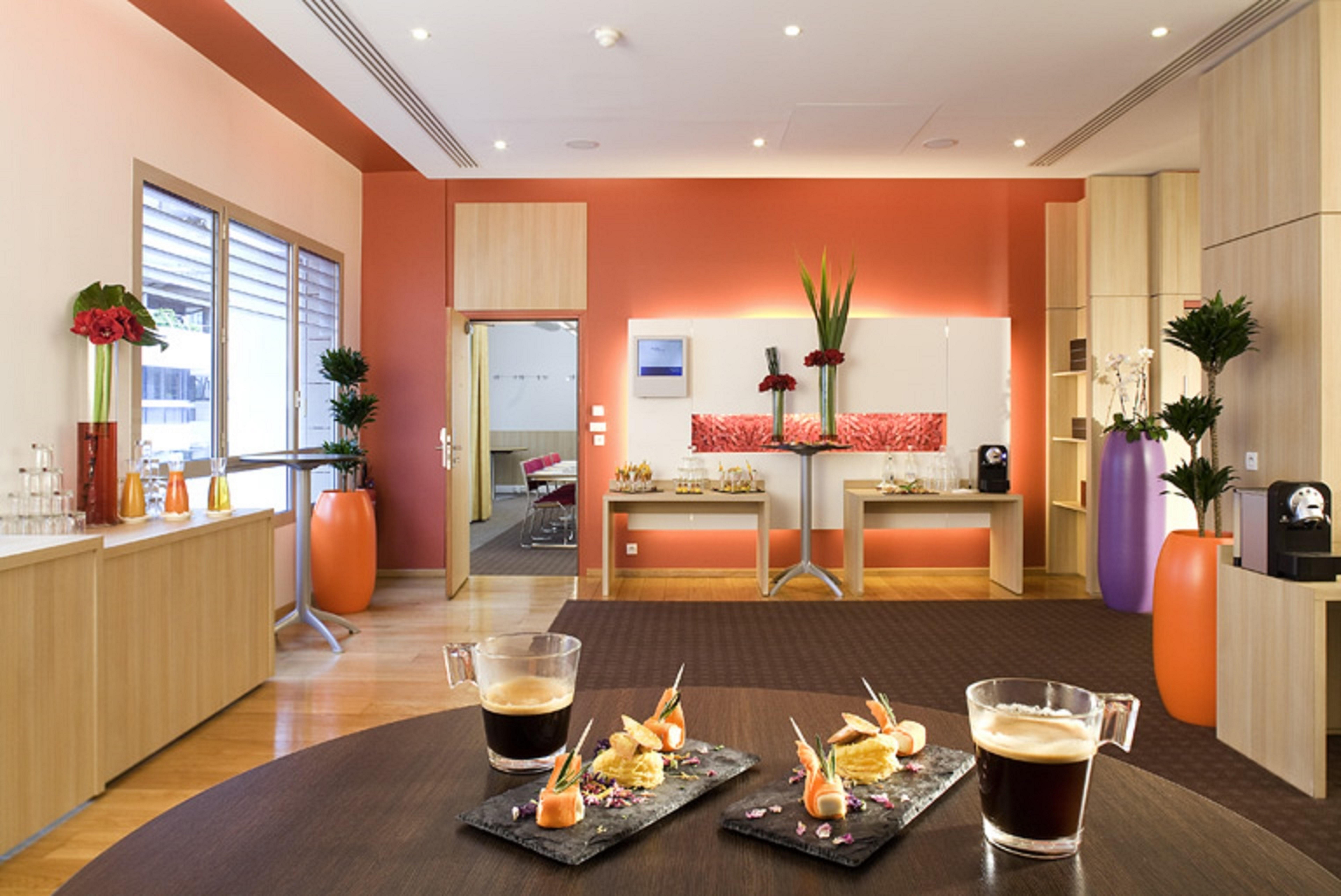 Novotel Centre Gare Montparnasse 4*