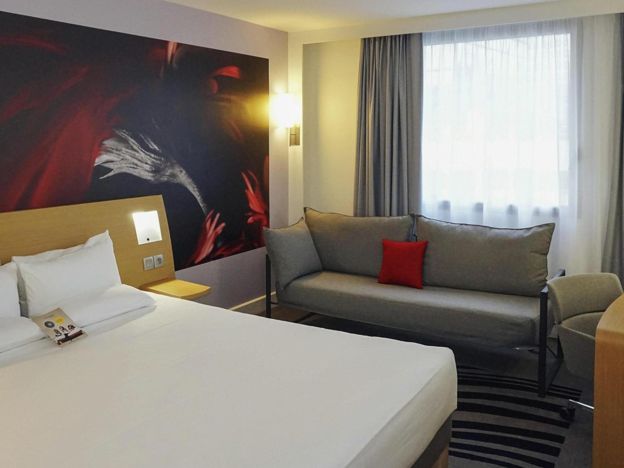 Hotel Novotel Centre Gare Montparnasse 4*