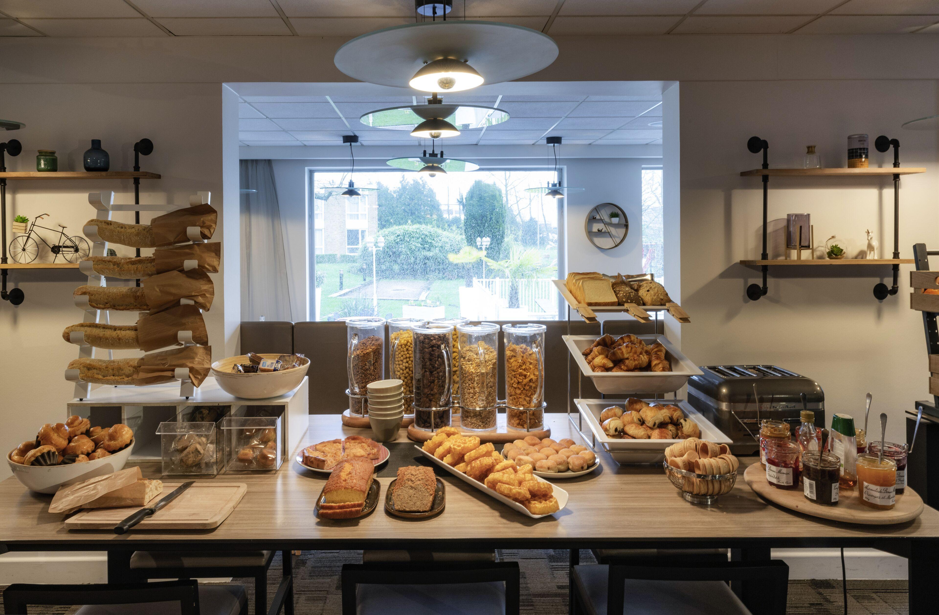 Novotel Centre Gare Montparnasse Hotel