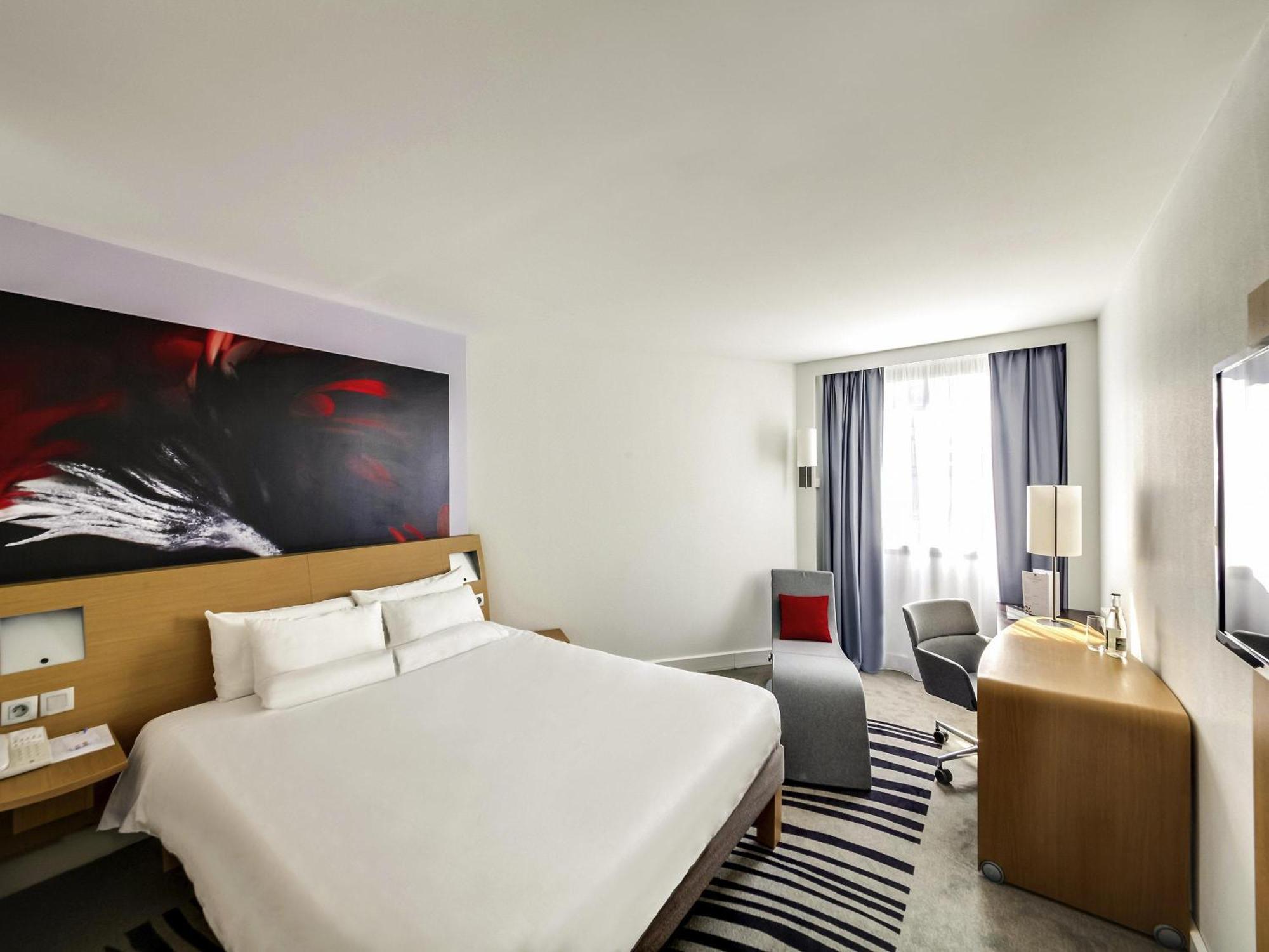 Novotel Centre Gare Montparnasse Hotel 4*