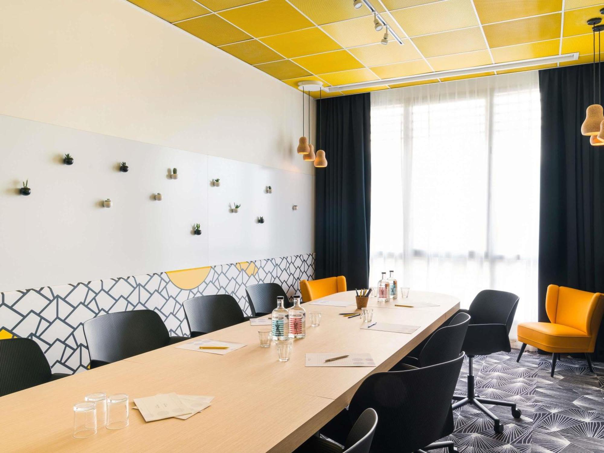 Hotel Novotel Centre Gare Montparnasse Parigi