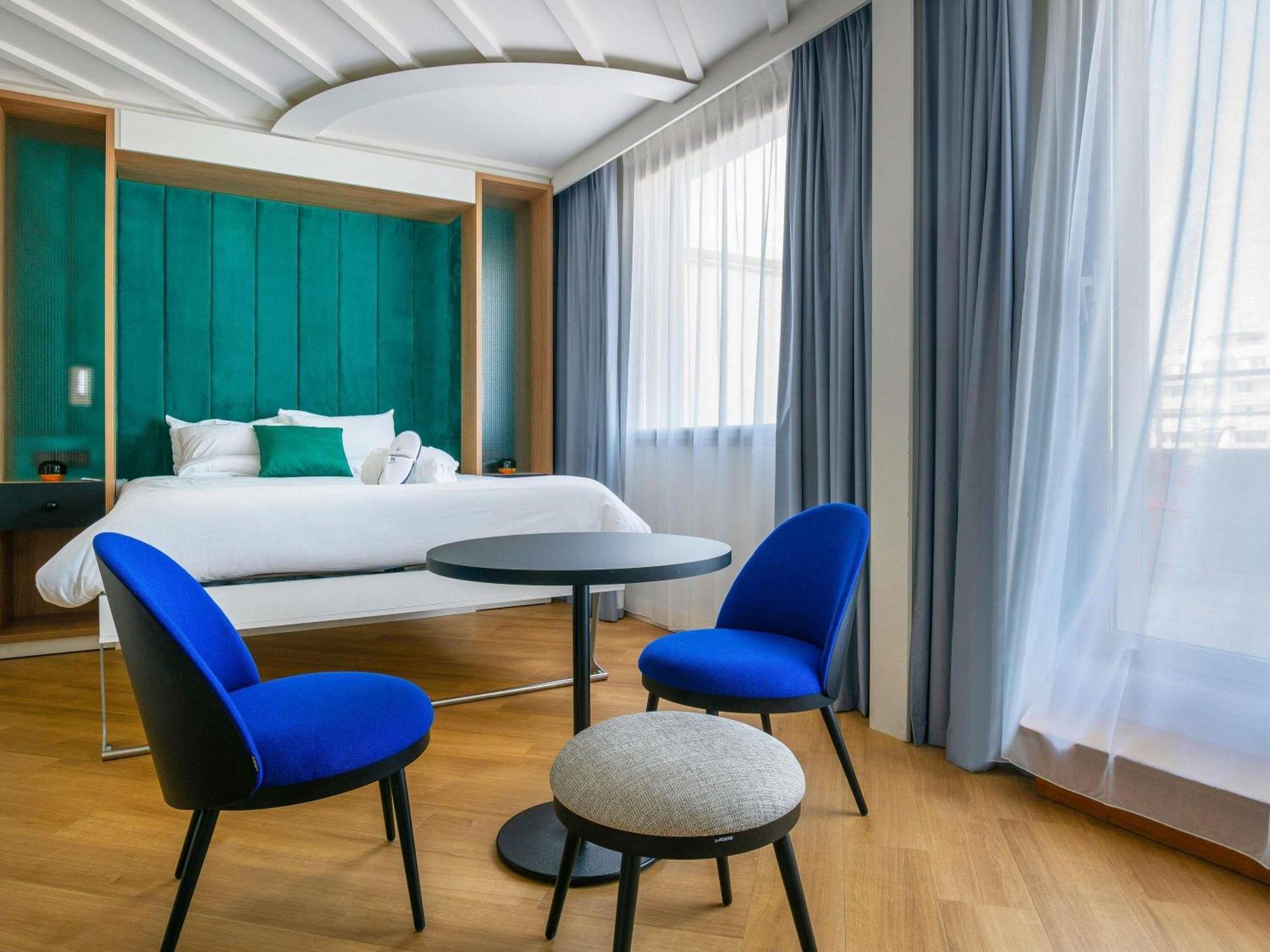 Hotel Novotel Centre Gare Montparnasse 4*